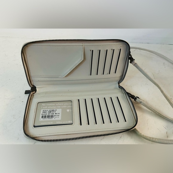 New s-q leather cross body wallet. - Picture 3 of 8